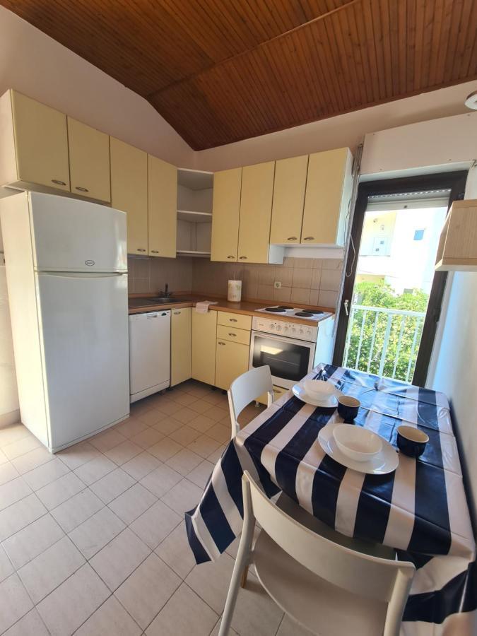 Blue Lagoon Studio Apartments Клек Экстерьер фото